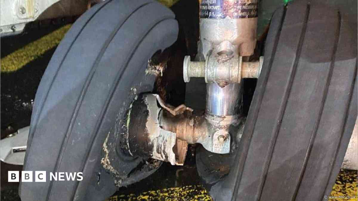 Cargo plane 'bounced twice' during landing - report