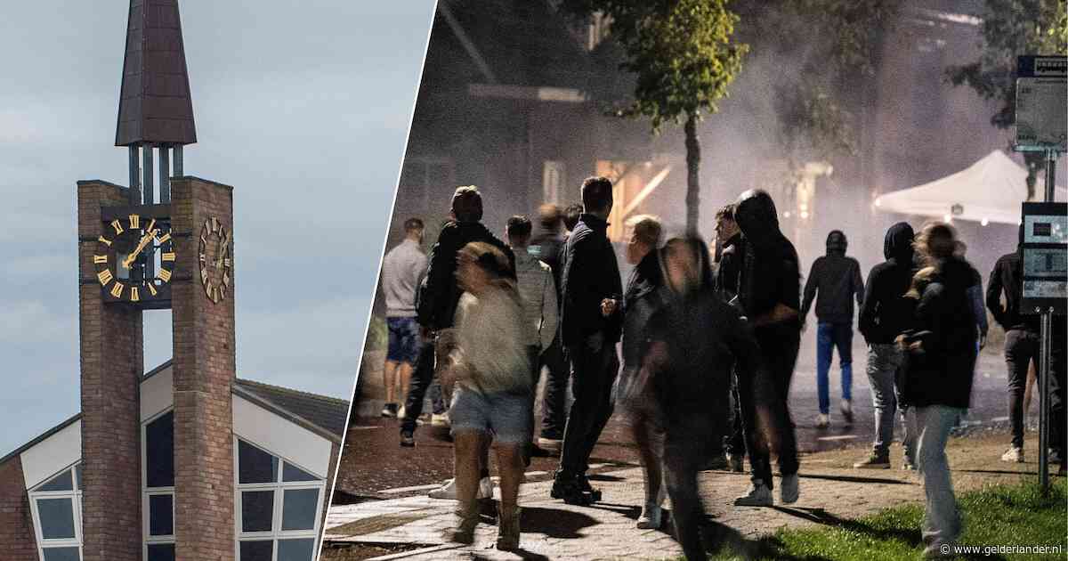 Dominee reageert op rellen in het strenggelovige Opheusden: ‘Ik weet wat het betekent’