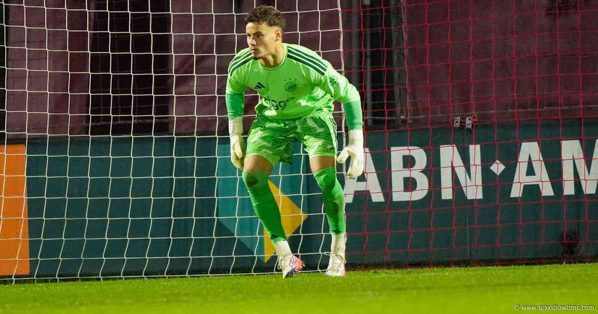 Setford na zestien maanden terug bij Jong Ajax: 'Wat voor nut heb ik eigenlijk nog?'