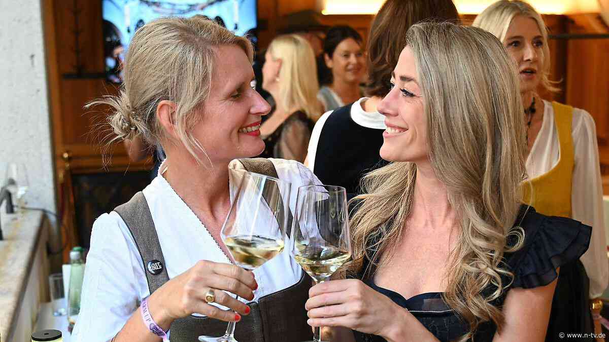 "Bier, Boobs, Brezn": Oktoberfest bekommt erstmals Event für lesbische Frauen