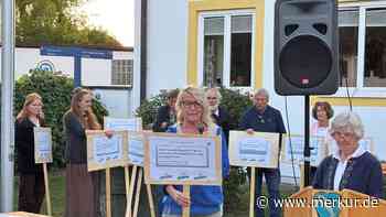 Dorf am Starnberger See zeigt Haltung im Kampf gegen rechts