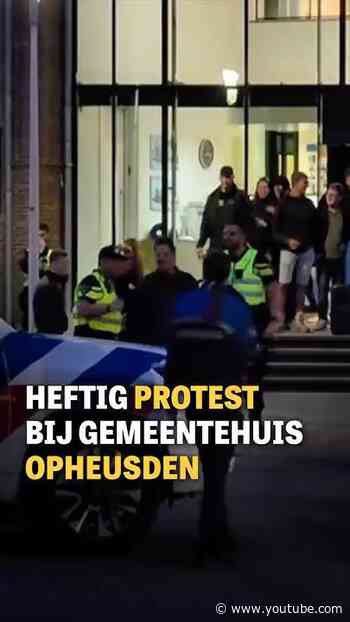 Heftig protest bij gemeentehuis Opheusden