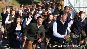Oktoberfest jetzt im Liveticker: Der „Run“ auf die besten Plätze hat begonnen