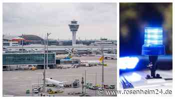 Schwerer Unfall am Flughafen München: Auto prallt gegen Flugzeug und Passagierbrücke