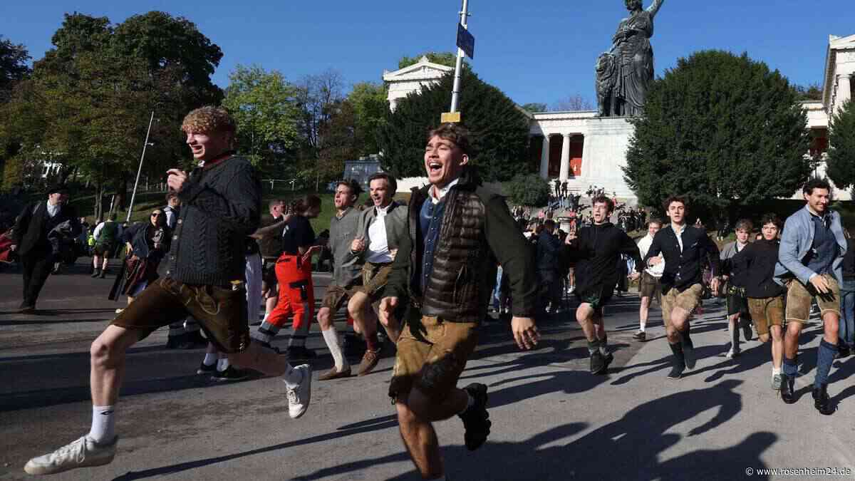 Jetzt im Liveticker: Tausende stürmen auf Oktoberfest-Gelände – Chaos bei der U-Bahn