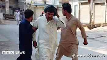 At least 21 killed after vehicle loaded with explosives rams Pakistan mosque