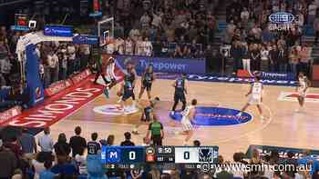 Adelaide alley-oop gets NBL season off to flying start