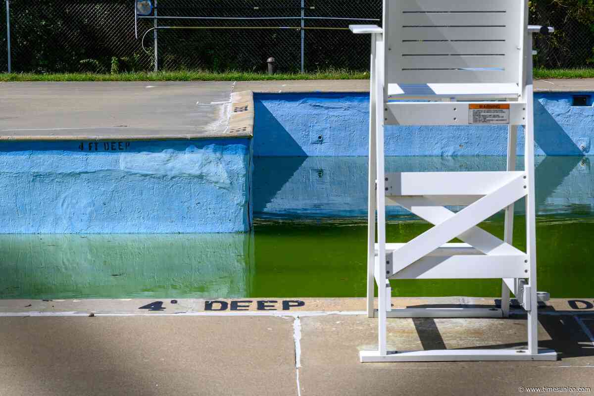 In rough shape, Niskayuna seeks to address future of town pool