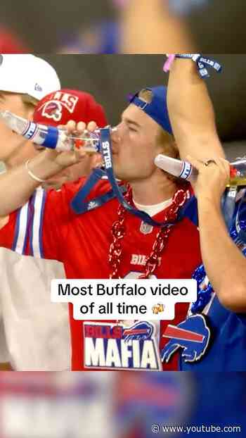 There’s nothing like Buffalo sports. 🍻 #nhl #nfl #billsmafia