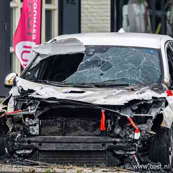 112 Nieuws: Gewonden bij botsing en valpartij in Zwolle | Autobrand in Hengelo