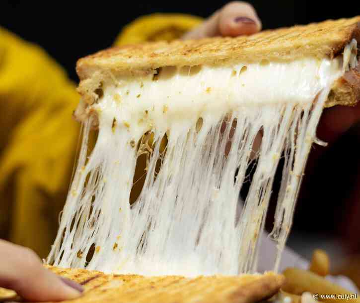 Als een chef: zo maakt Heston Blumenthal*** het ultieme broodje met gesmolten kaas