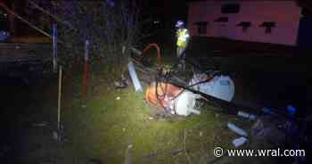 Car crashes into pole, 700+ without power; driver and passenger have serious injuries
