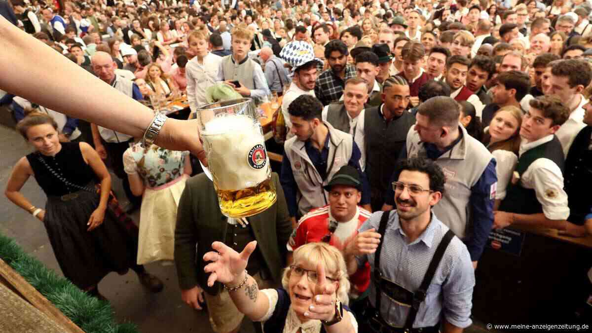 O‘zapft is! Fotos zeigen ausgelassene Stimmung nach erfolgreichem Wiesn-Anstich