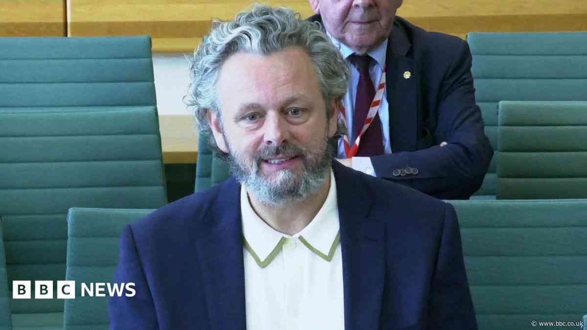 Michael Sheen's 'constructive' meeting with first minister over toxic dumping claims