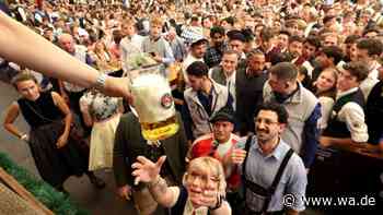 O‘zapft is! Fotos zeigen ausgelassene Stimmung nach erfolgreichem Wiesn-Anstich