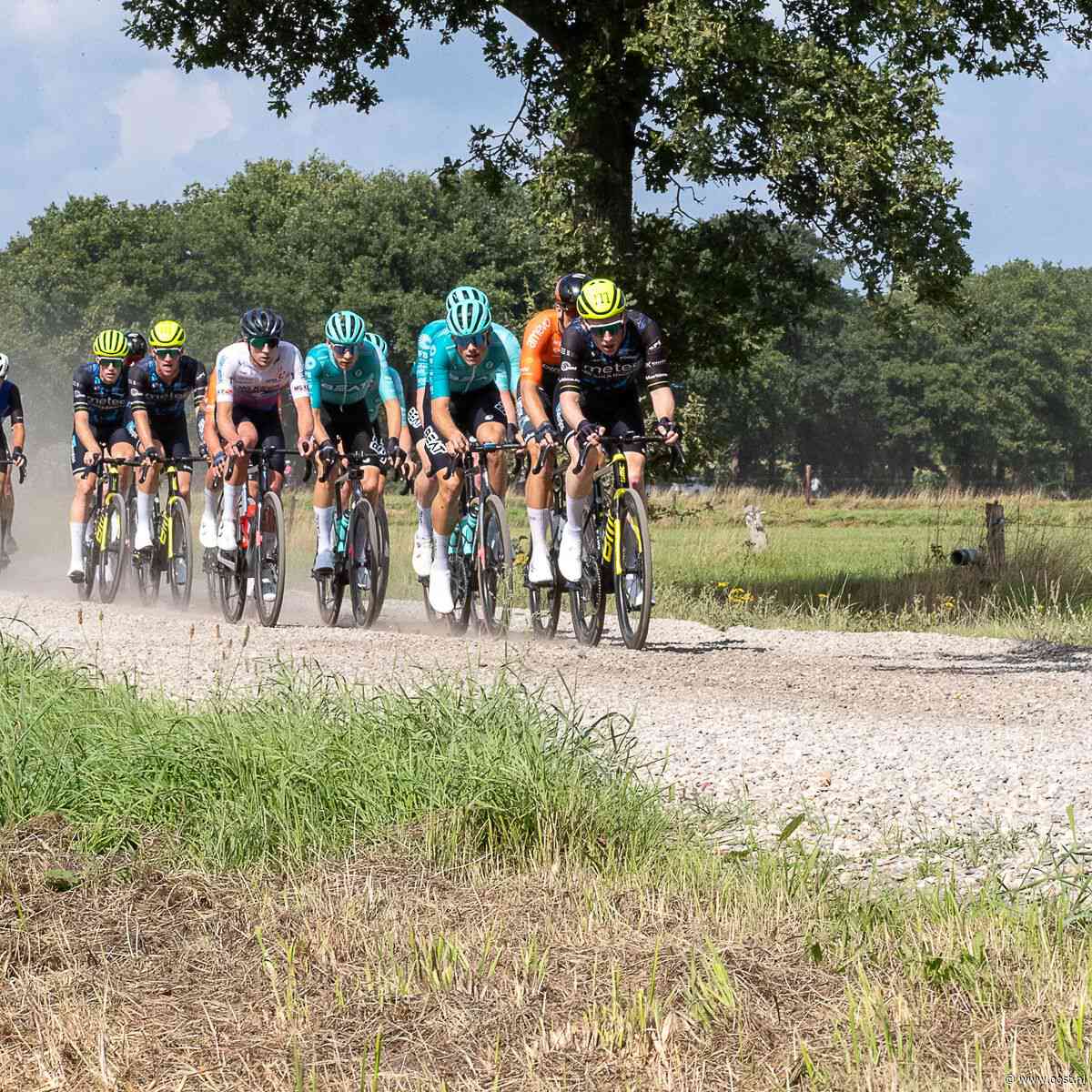LIVE | De zesde editie van NK Gravel op en rond de Lichtenberg in Rijssen