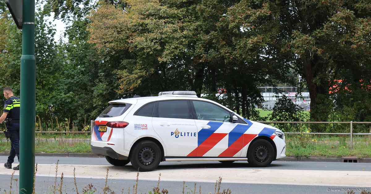 Brommerbestuurder gewond na harde val in Veenendaal