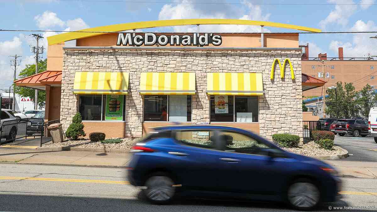 National Cheeseburger Day 2026: Burger deals at McDonald's, Wendy's and others