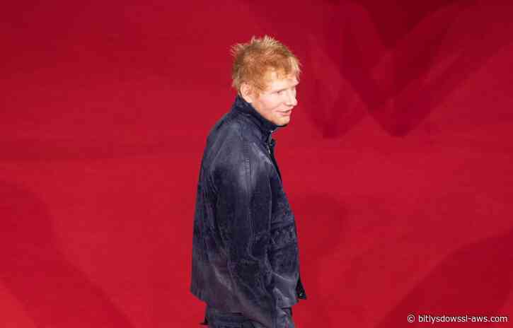 Ed Sheeran regresa a los escenarios en medio de la polémica sobre los palestinos