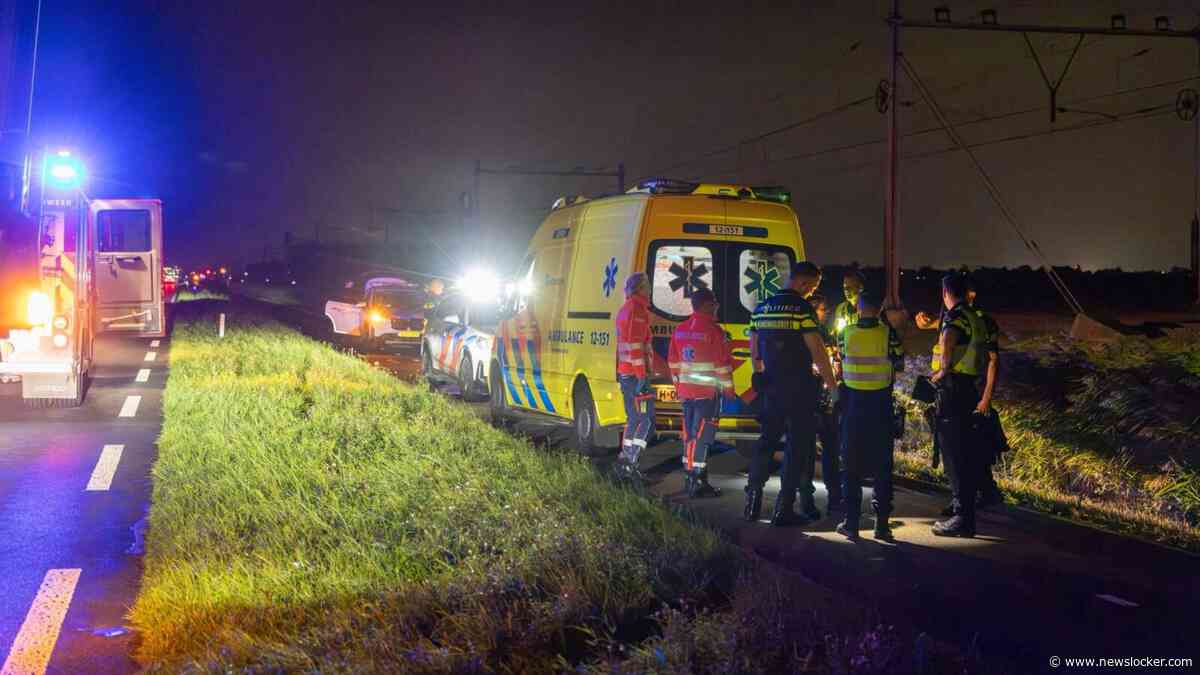 Jongen raakt gewond bij val van rijdende trein: ’Hing aan deur’