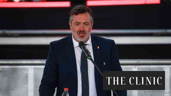 “No hay democracia donde se gritan groserías”: Sichel se enfrenta a público de fonda de Ñuñoa por insultos contra Kast