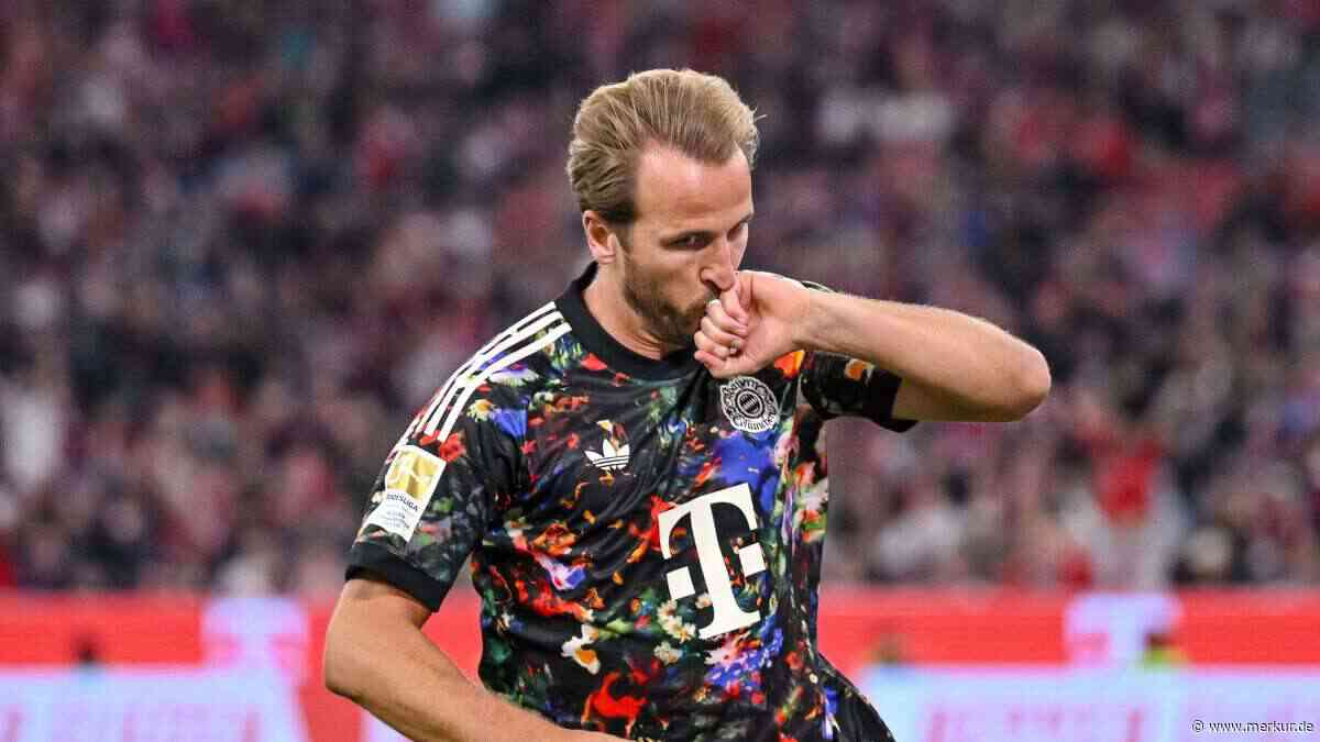 Harry Kane freut sich über Wiesn-Herz zum 100. Tor für den FC Bayern