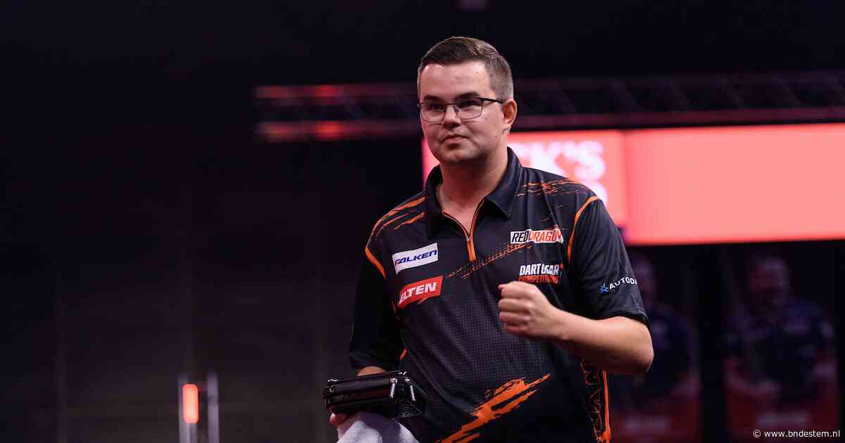 LIVE World Series of Darts Finals | Gian van Veen maakt indruk en bereikt laatste 8 in Amsterdam, wat doet Dirk van Duijvenbode?