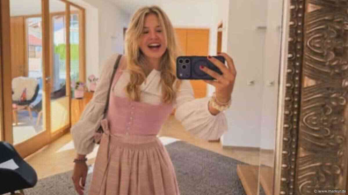 Romy Ertl zeigt sich im Wiesn-Dirndl – Schleife verrät Beziehungsstatus