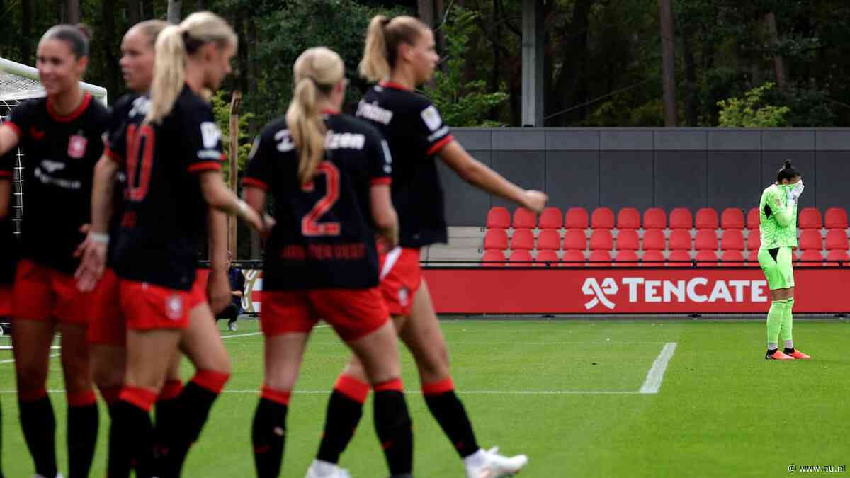Landskampioen PSV Vrouwen krijgt pak slaag van FC Twente in Eredivisie-topper