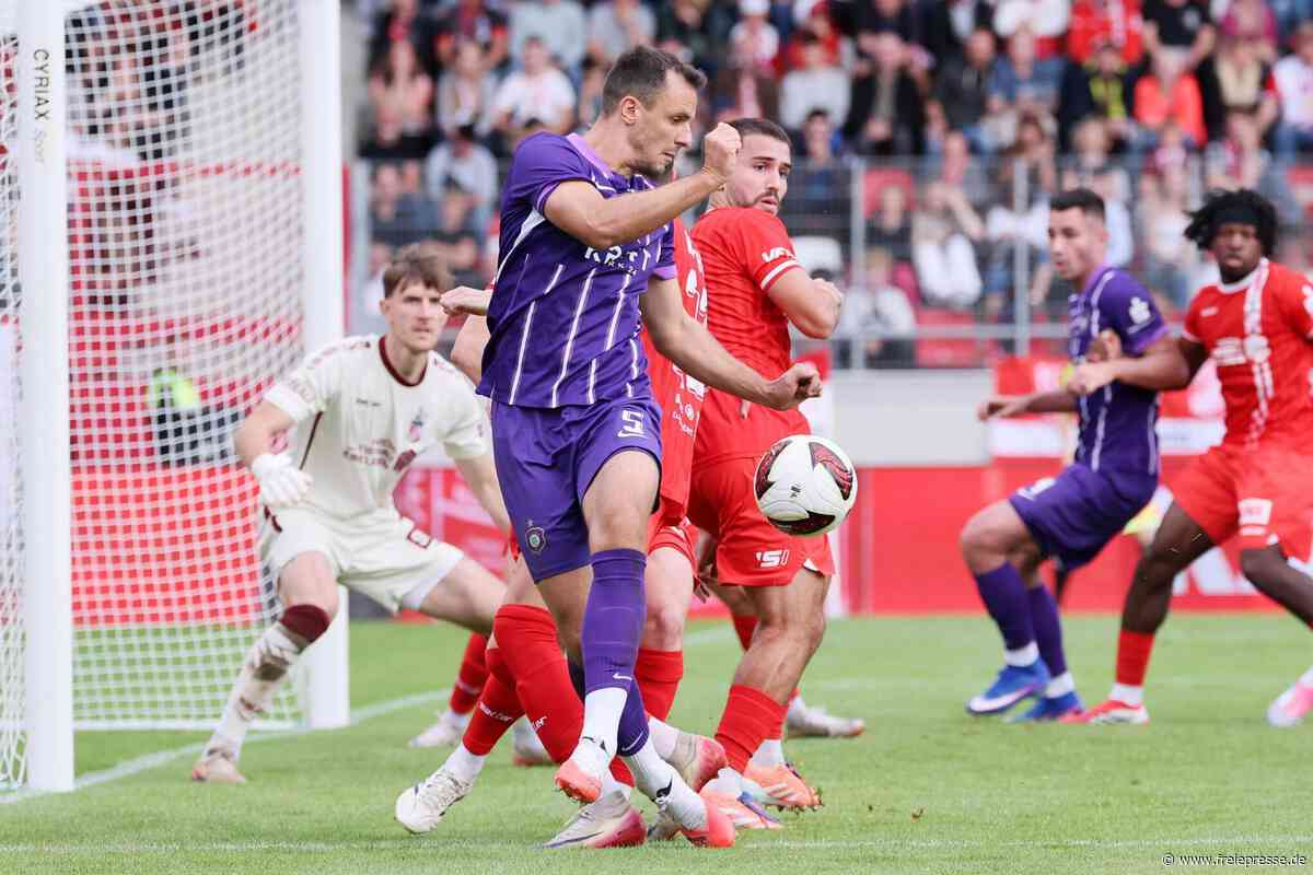 Ausgleich tief in der Nachspielzeit: Erzgebirge Aue holt einen Punkt beim FC Rot-Weiß Erfurt