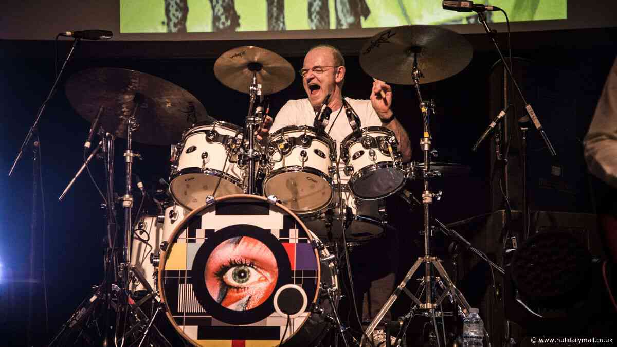‘We had truck drivers putting on make-up’ - Hull’s Woody Woodmansey as his band touring David Bowie songs rocks up in the city