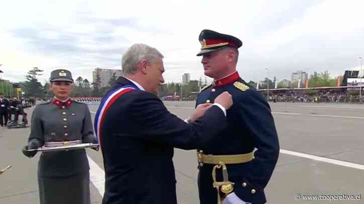 Siete uniformados recibieron medalla al valor durante la Parada Militar