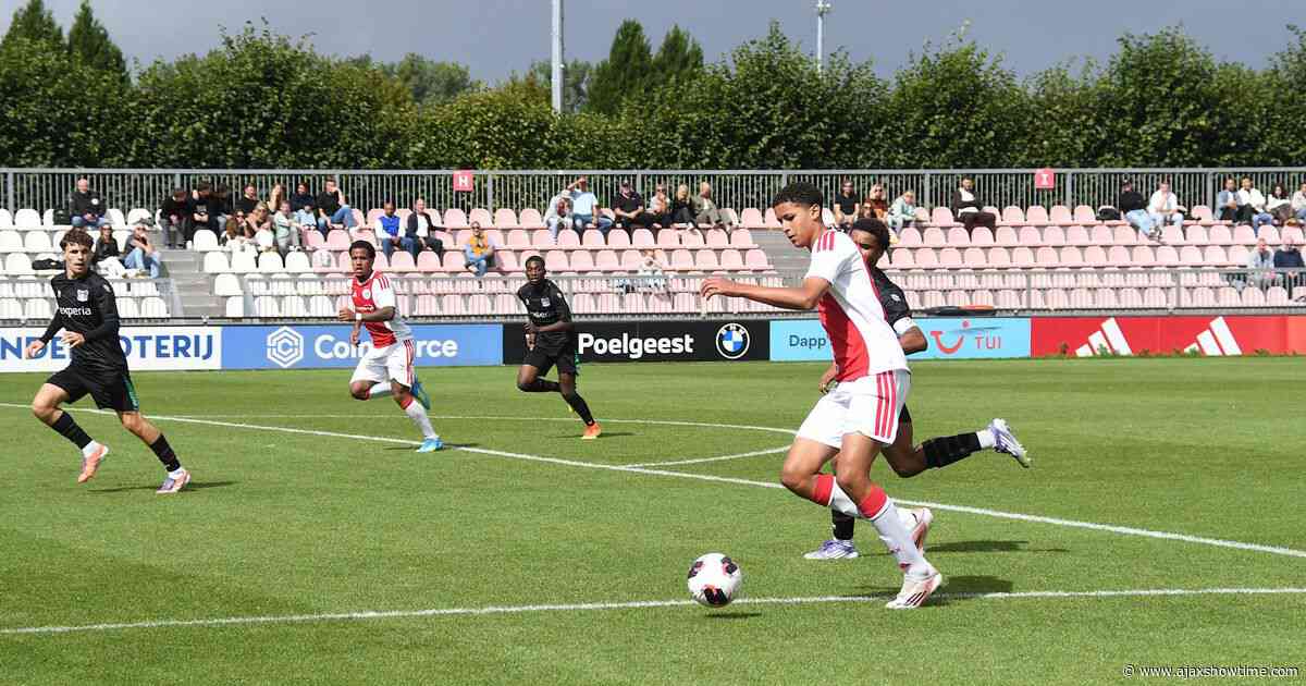 Ajax O19 toont veerkracht tegen PSV O19, maar verliest alsnog in blessuretijd