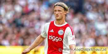 Míchel licht basisplaats Dolberg bij Ajax toe: 'Hij verdient het op dit moment'