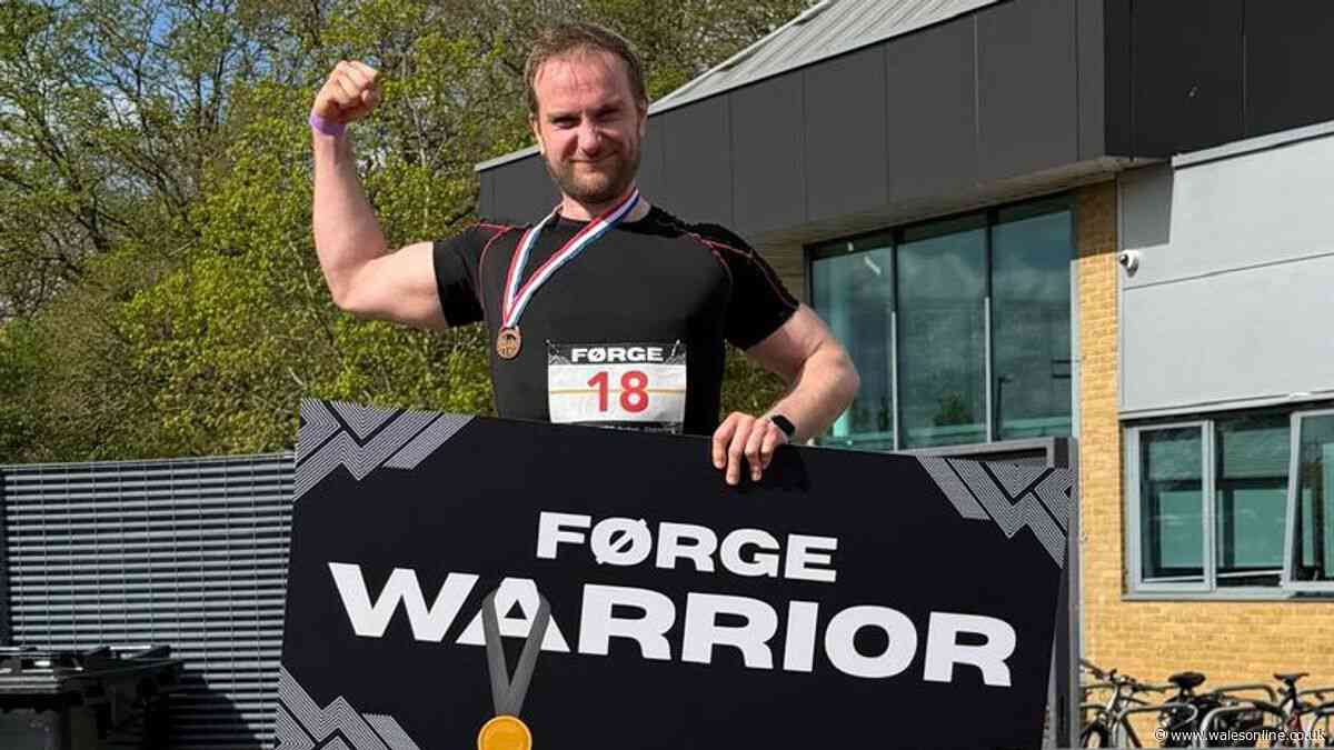 Sweaty man tests £17 sports pants on 6.4km fitness challenge and they stayed dry