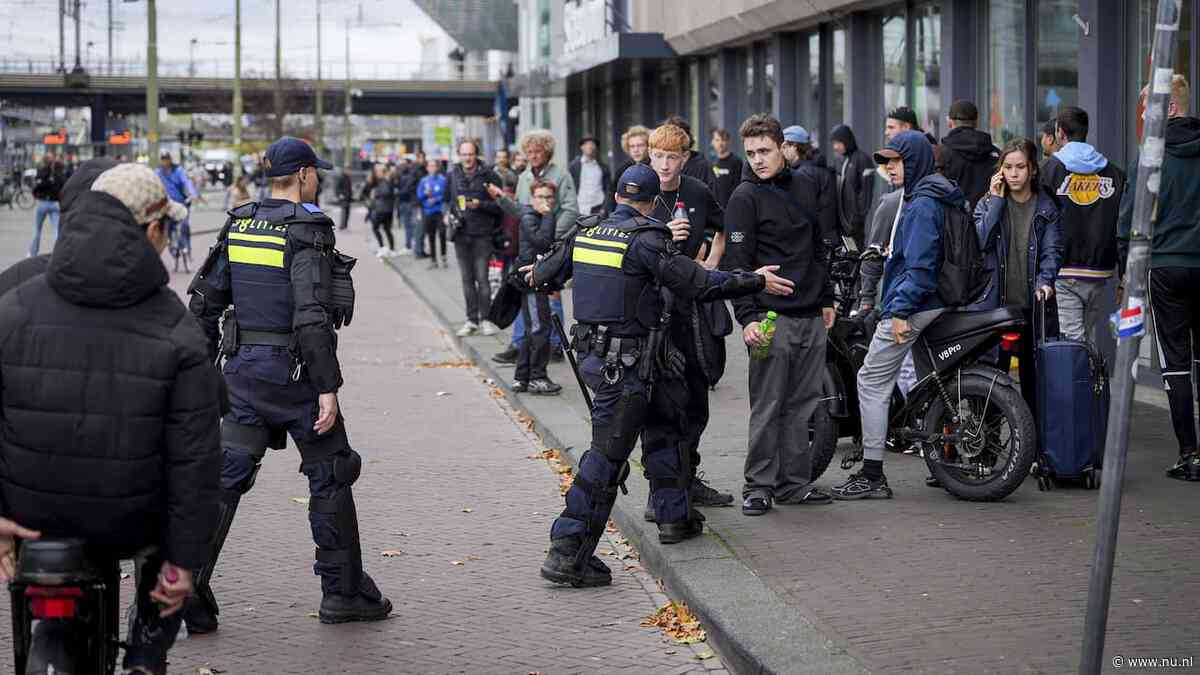 24 mensen aangehouden bij wat Jetten 'weerzinwekkend' extreemrechts protest noemt