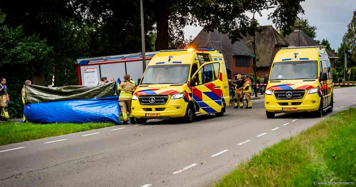 Motorrijder komt om het leven bij eenzijdig ongeval, weg afgesloten