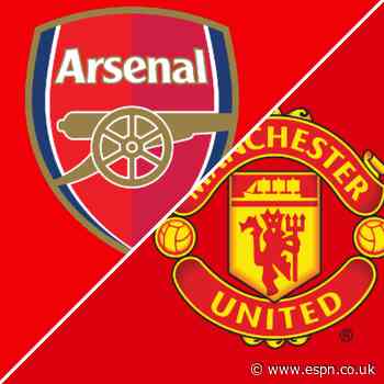 Arsenal strike late to deny Man United in WSL