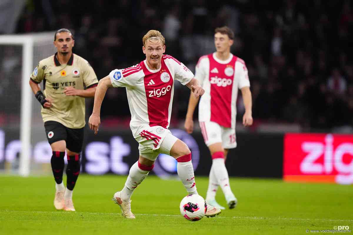 Ajax-fans genieten: 'Geef hem een contract voor het leven en een standbeeld'