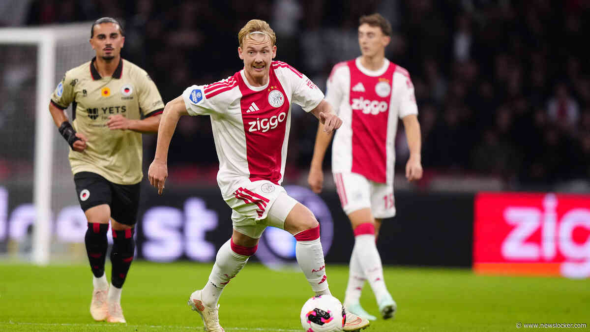 LIVE Eredivisie | Uit het niets: Excelsior vlak voor rust verrassend naast Ajax