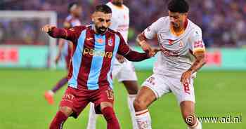 Mohamed Salah schittert met hattrick voor Trabzonspor tegen Galatasaray