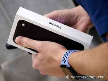 Scammers tricking some B.C. residents into sending them their cellphones