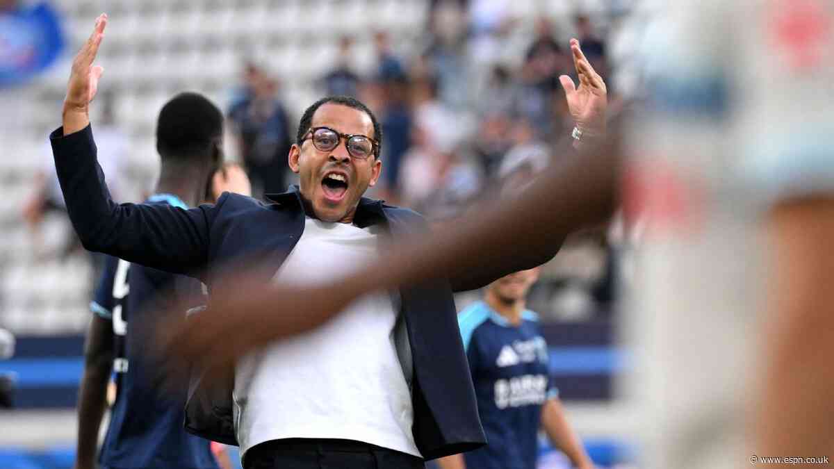 Rosenior taunts Strasbourg fans, causes melee