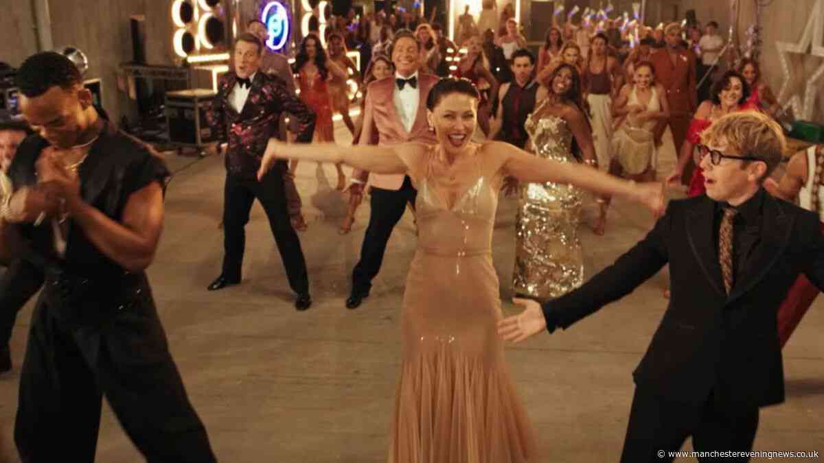 Strictly Come Dancing fans say 'race is on' but not for Glitterball as launch show airs