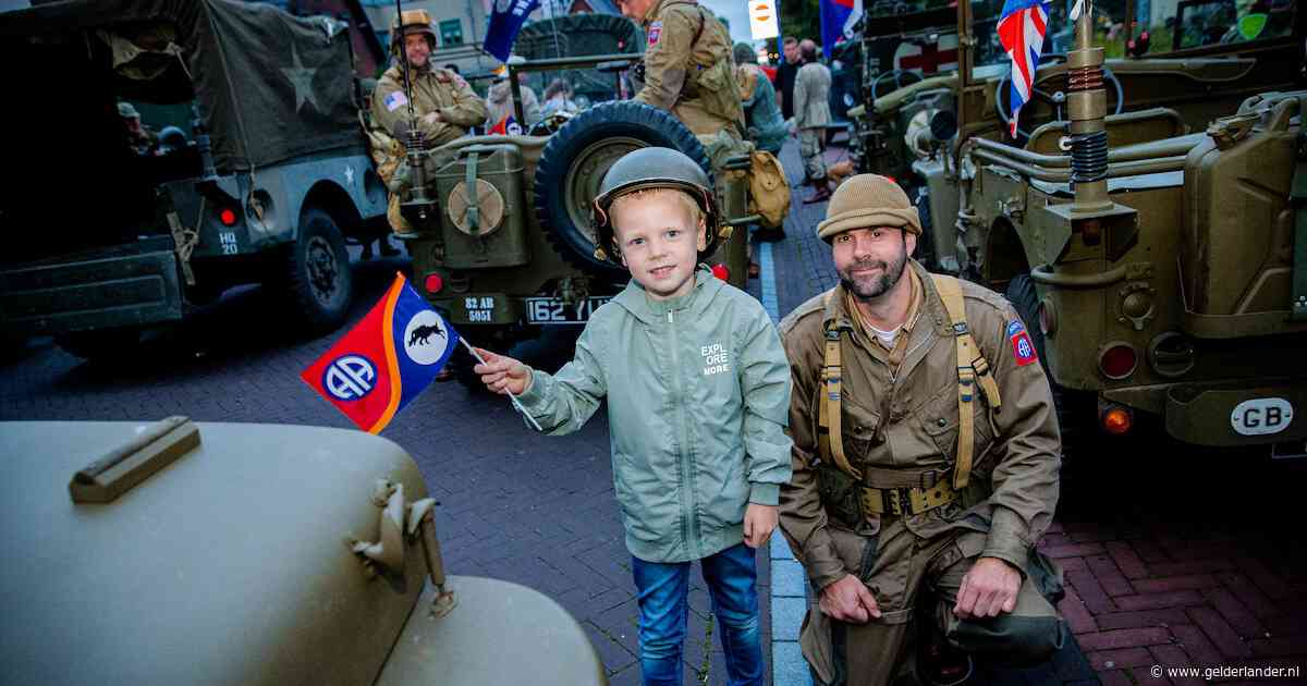 Groesbeek loopt uit voor herdenkingsparade vol historische voertuigen, zelfs vanuit Amerika is er bezoek