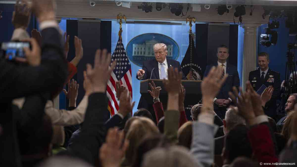 Door journalisten te dwarsbomen hoopt Trump minder kritiek te lezen