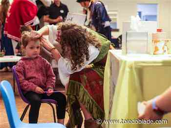 Families go offline during Sylvania activity program