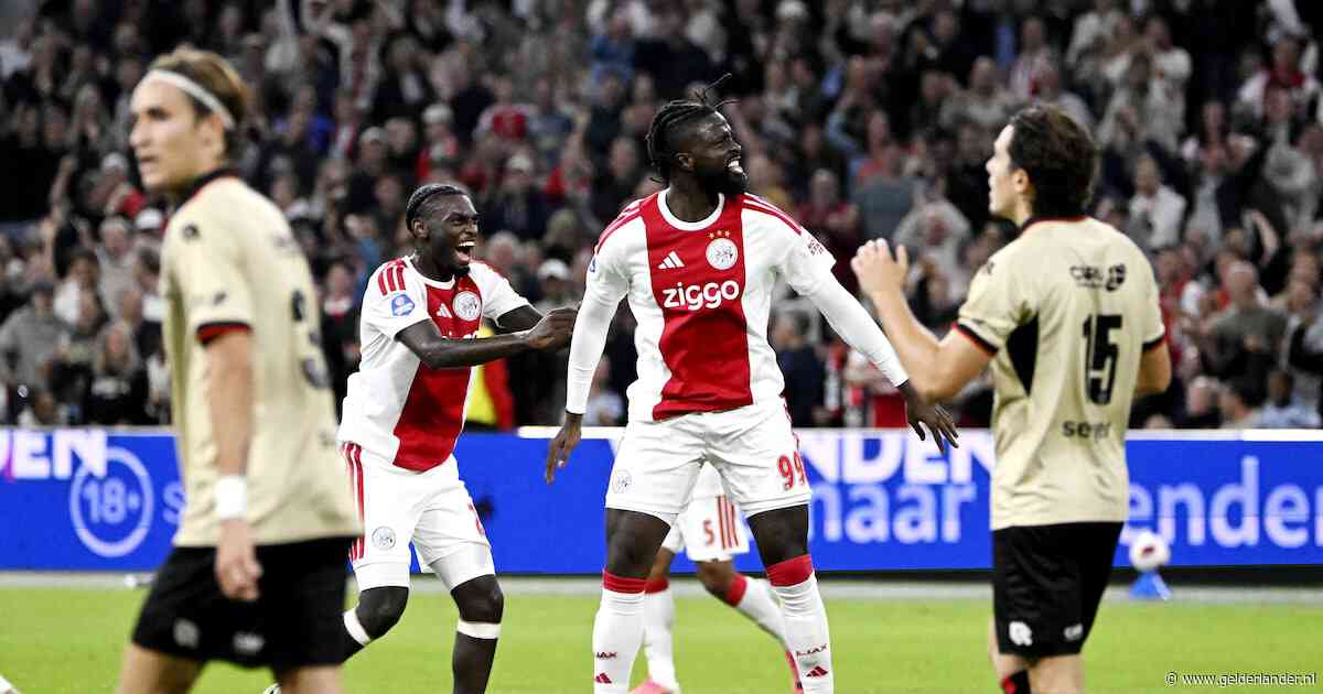 Ajax via publiekslieveling Tolu weer naast Excelsior, maar puntenverlies dreigt