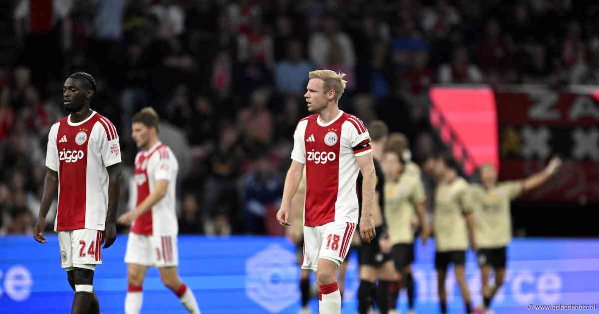 Ajax met flinke kater interlandperiode in: angstgegner Excelsior houdt Amsterdammers in bedwang