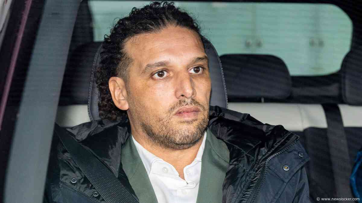 Ali B duikt op bij boksevenement: ’Er komt een moment dat ik ga praten en misschien wel meer dan je lief is’